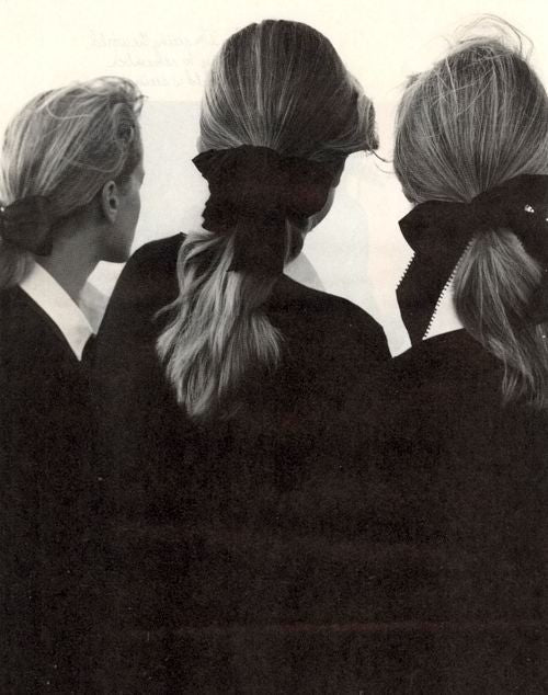 Accessorizing AV Style: Hair Bows